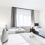 7days 3* Pressburg