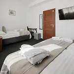 7days Hotel